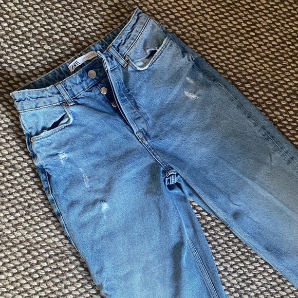 Zara High Waist Straight Leg Jeans - Picture 3 of 8